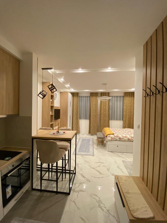 Apartman Cristal Lux Trebinje Eksteriør bilde